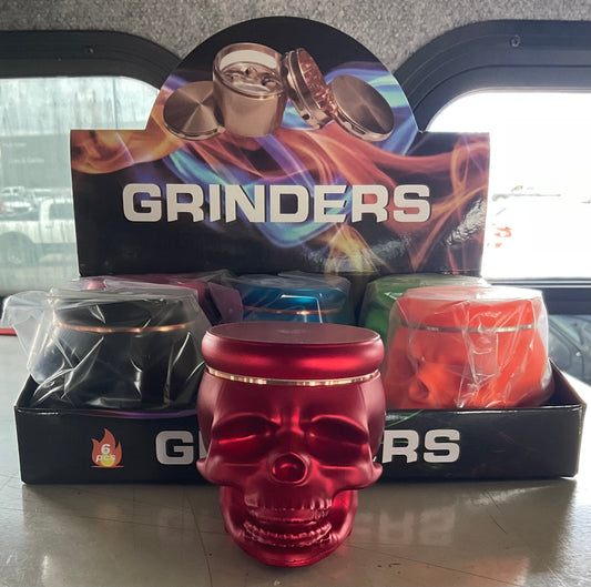 Resin Skull Grinder w/ Pop-out Tray