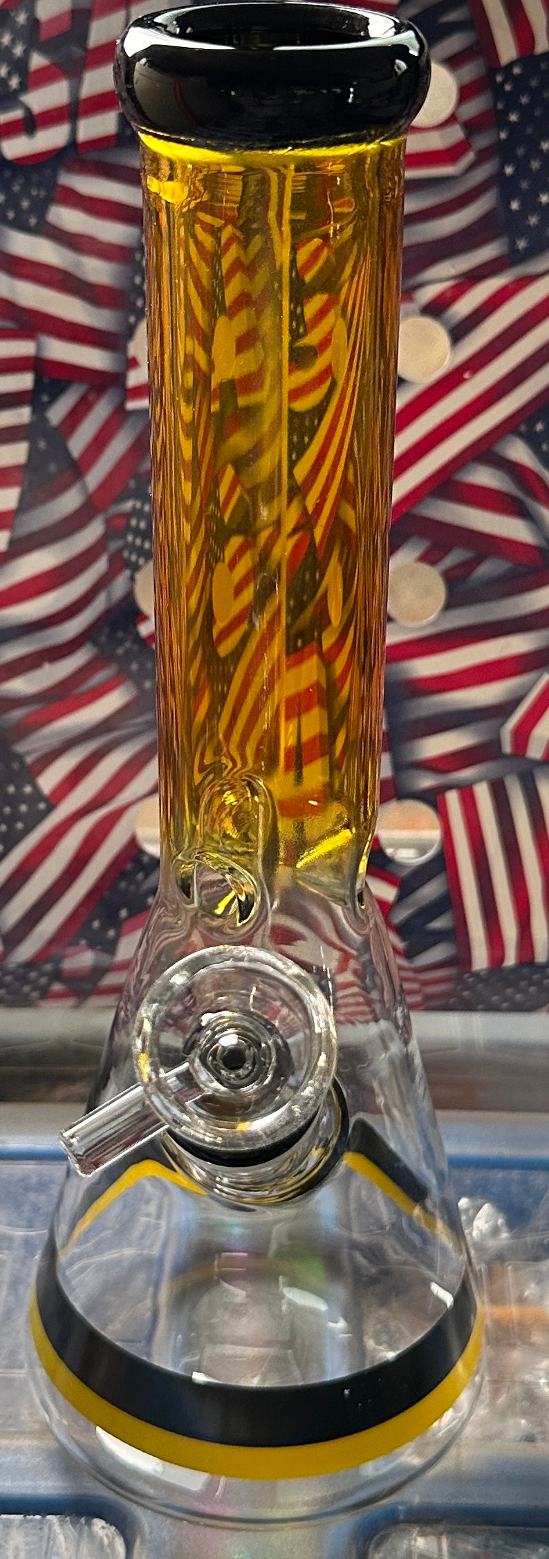 Glass 10” Dual Color Beaker