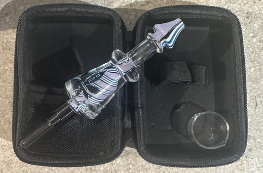 A Leaf Glass Glycerin Nectar Collector with Threaded Quartz Nail
