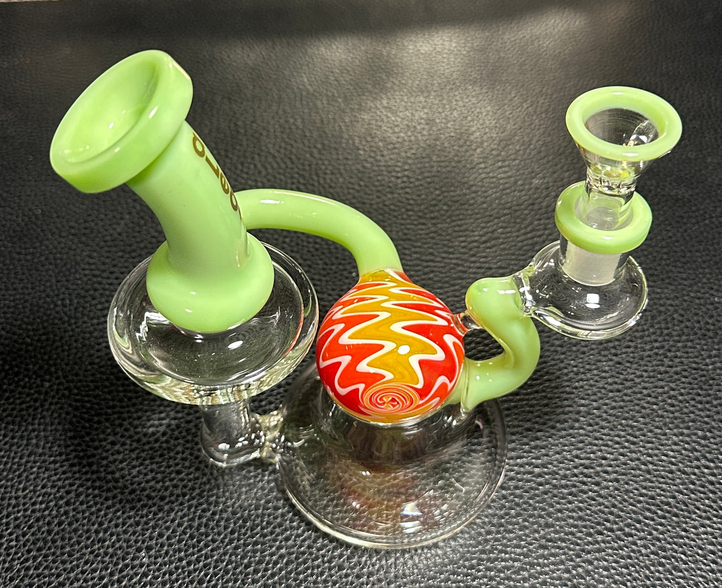A LEAF - Glass 7” Recycler Water Pipe